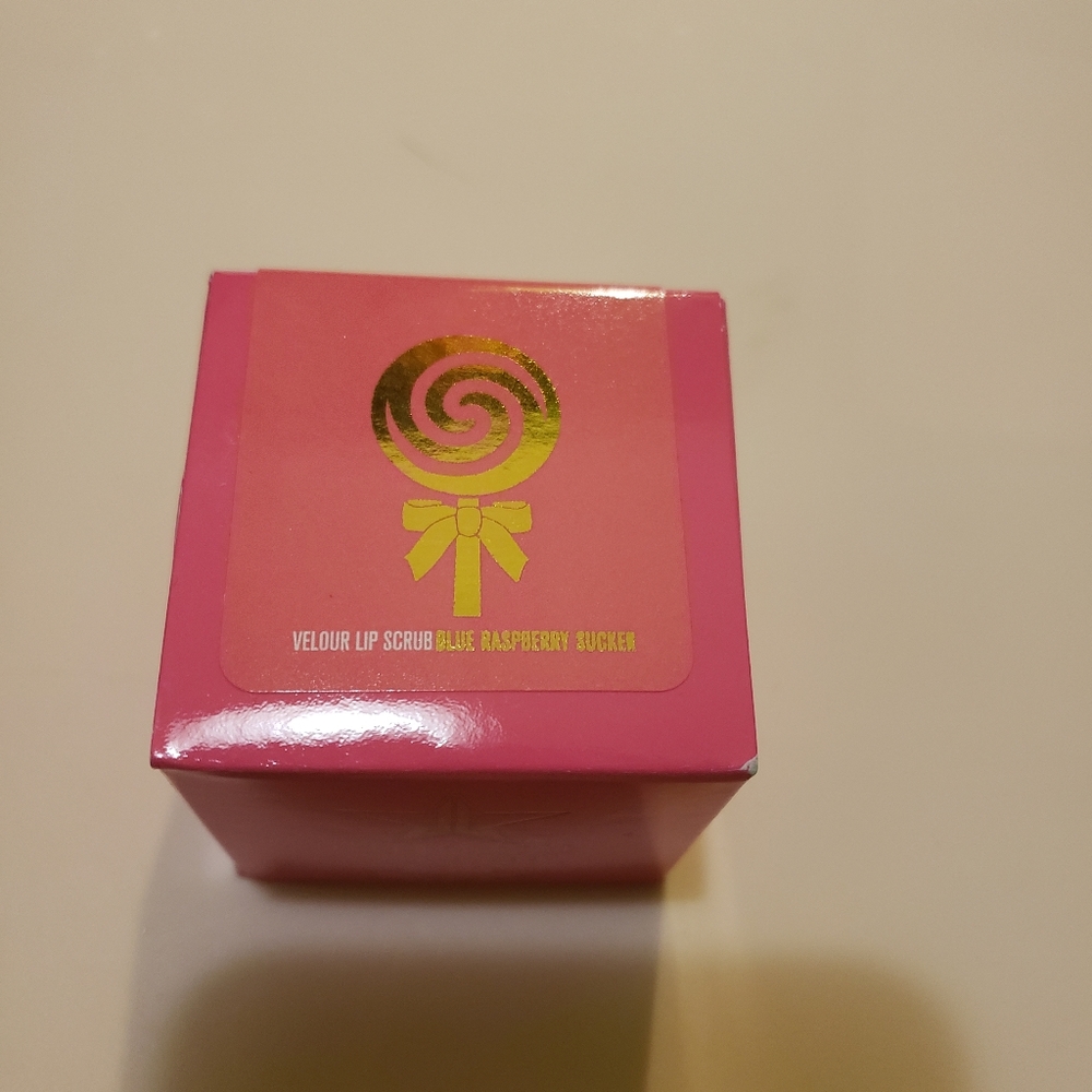 NWT Jeffree Star Blue Raspberry Sucker Velour Lip